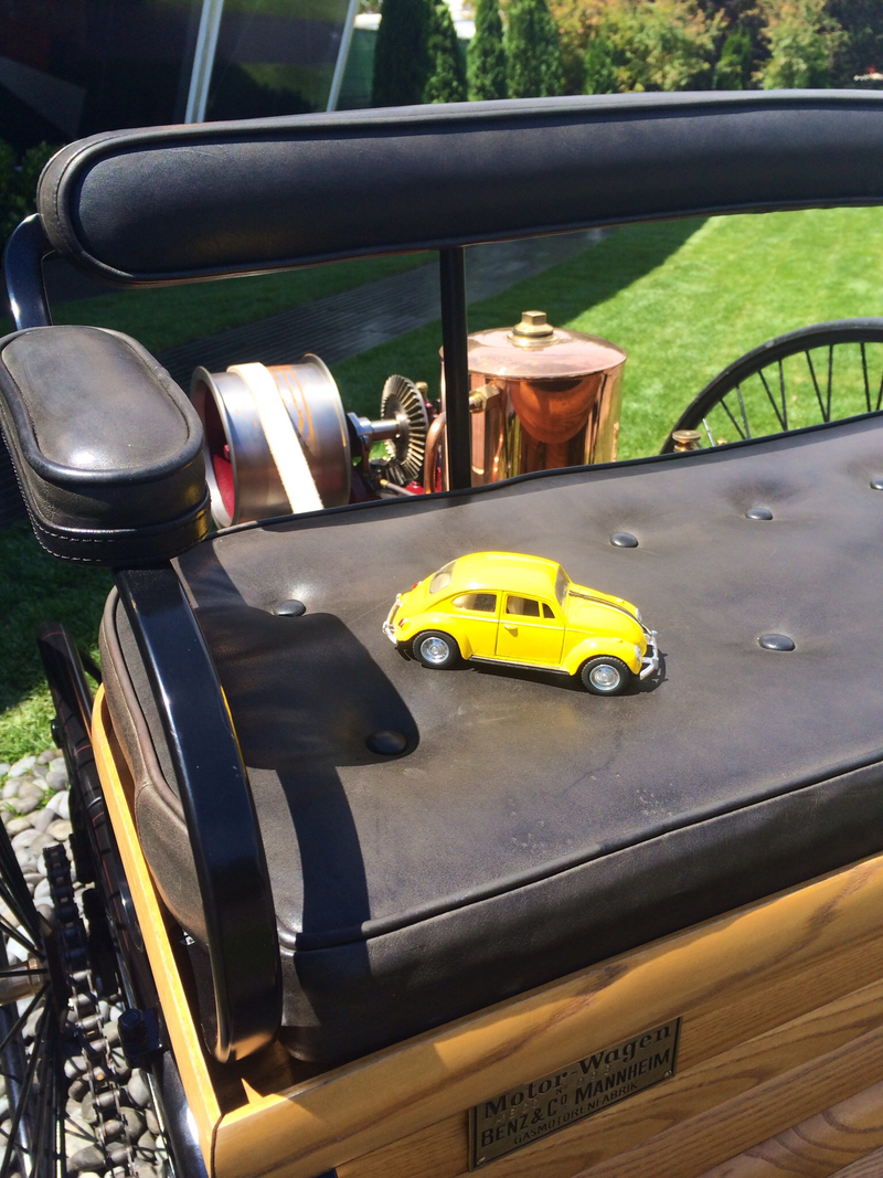Illustration for article titled Traveling Torchbug D'Elegance